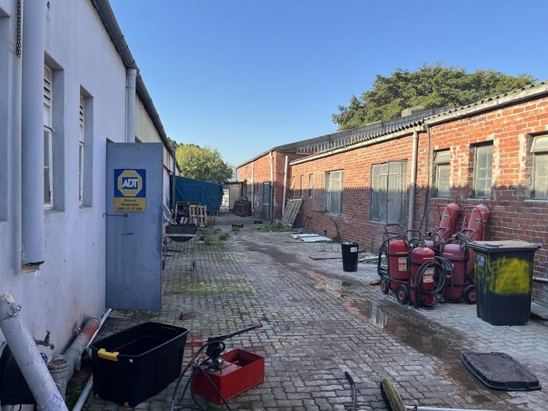 To Let Commercial Property for Rent in Montague Gardens Western Cape